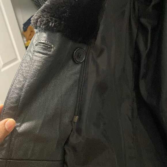 Reliable Source Fur-Lined 100% Leather Coat Size M - Picture 12 of 14